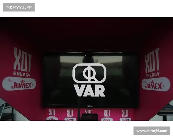 埃弗顿门将皮克福德回应争议判罚呼吁VAR统一标准避免混乱 埃弗顿门将皮克福德回应争议判罚呼吁VAR统一标准避免混乱